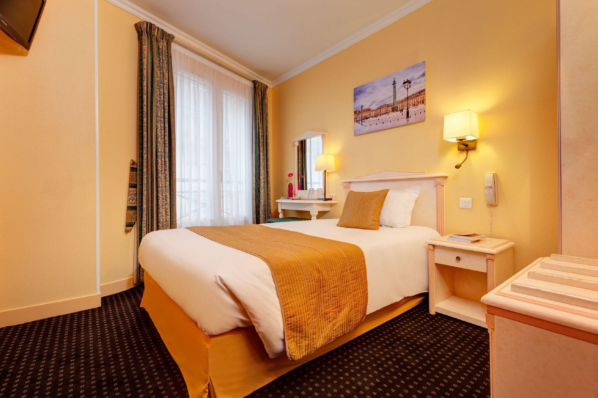 Hotel Louvre Sainte Anne Париж Екстер'єр фото